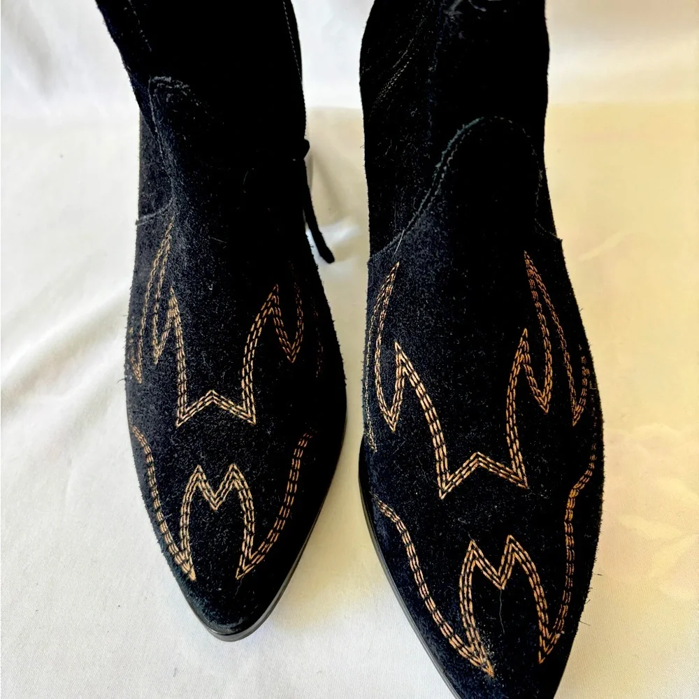 Matisse | Vox Western Embroidered Bootie in Black Suede - 9.5